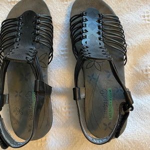 Bare trap dressy sandals